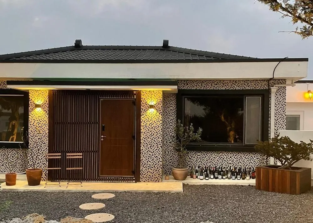 Guest house Jeju Classic Hado